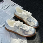 Contrast Lace Up Round Toe Sneakers