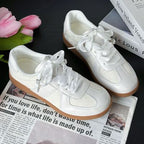 Contrast Lace Up Round Toe Sneakers